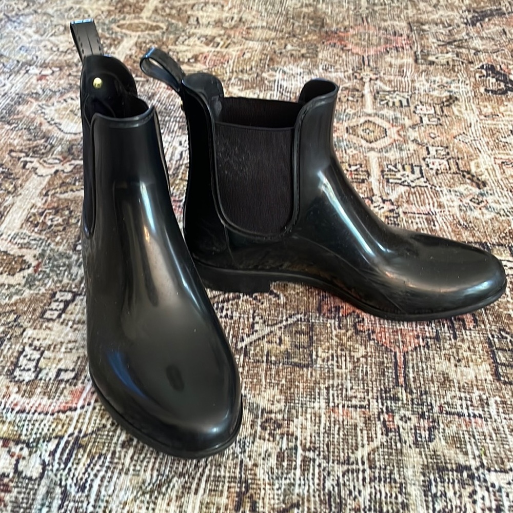 Rain boots